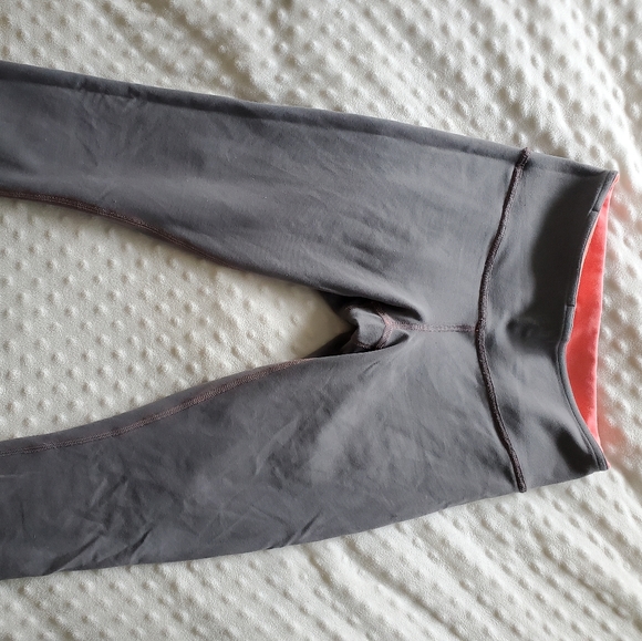 lululemon wunder under crop II reversible - Picture 3 of 4